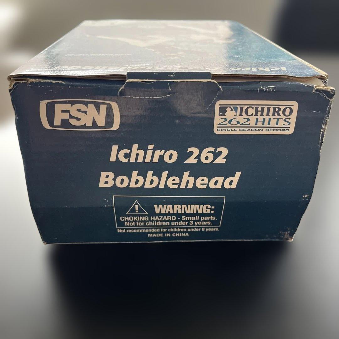 【非売品】【箱付き】イチロー シーズン最多安打262記念フィギュア
