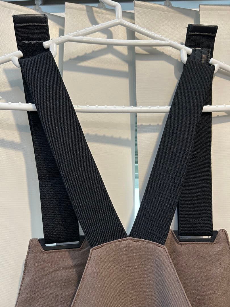 【新品未使用】VOLCOMボルコムスノーボードウェア　ビブパンツ