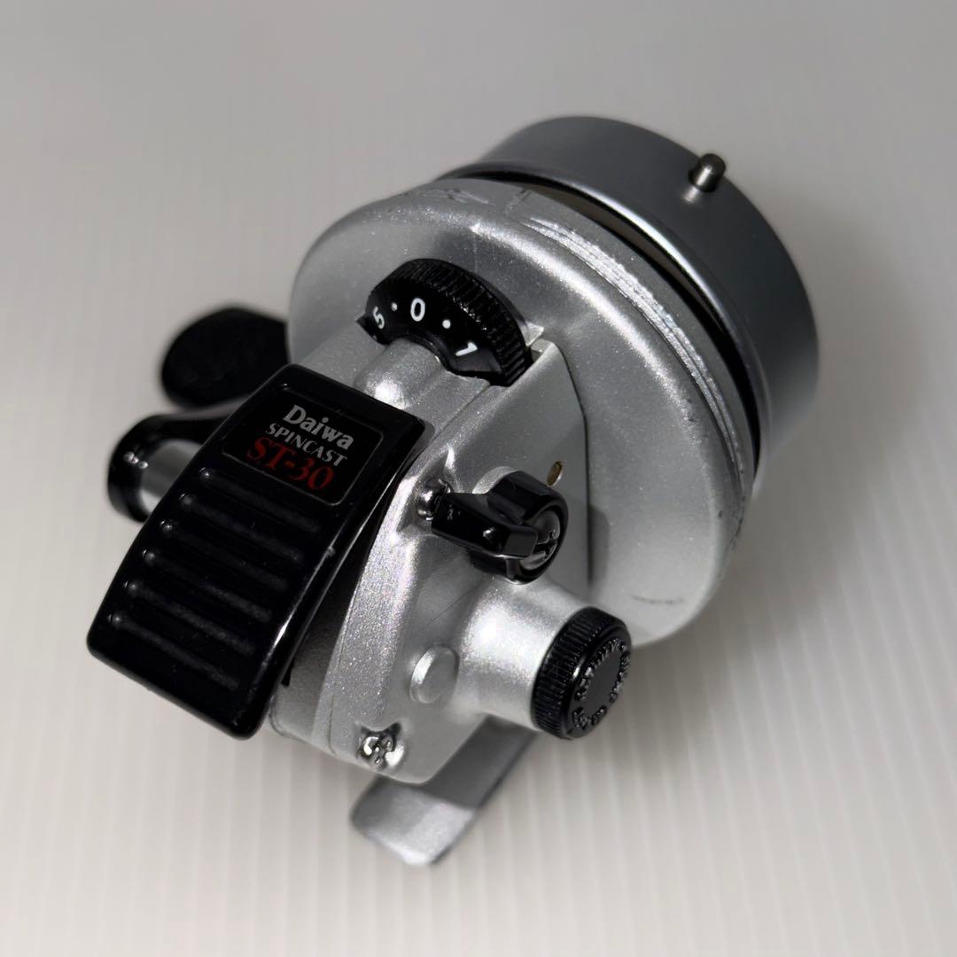 ダイワ スピンキャストST-30 ビンテージ 美品 DAIWA SPINCAST