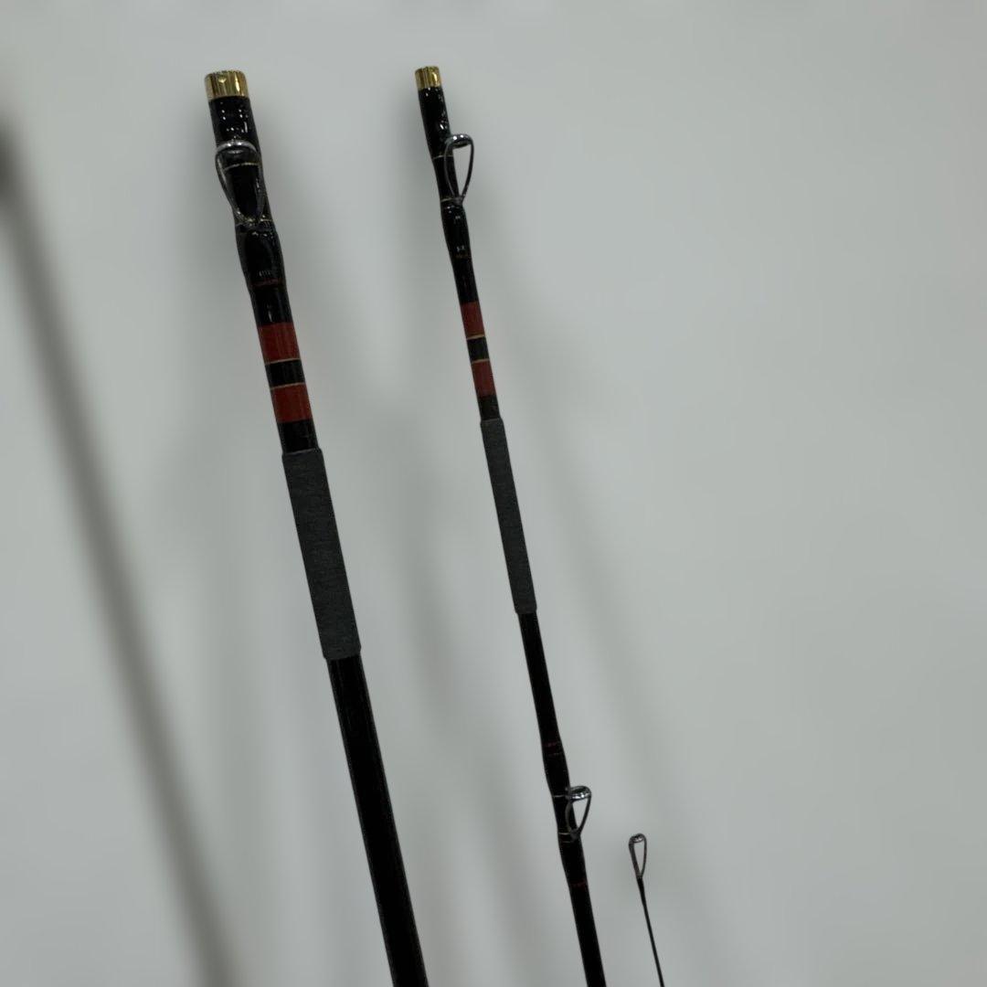 がまかつ　がま石　黒獅子560MH