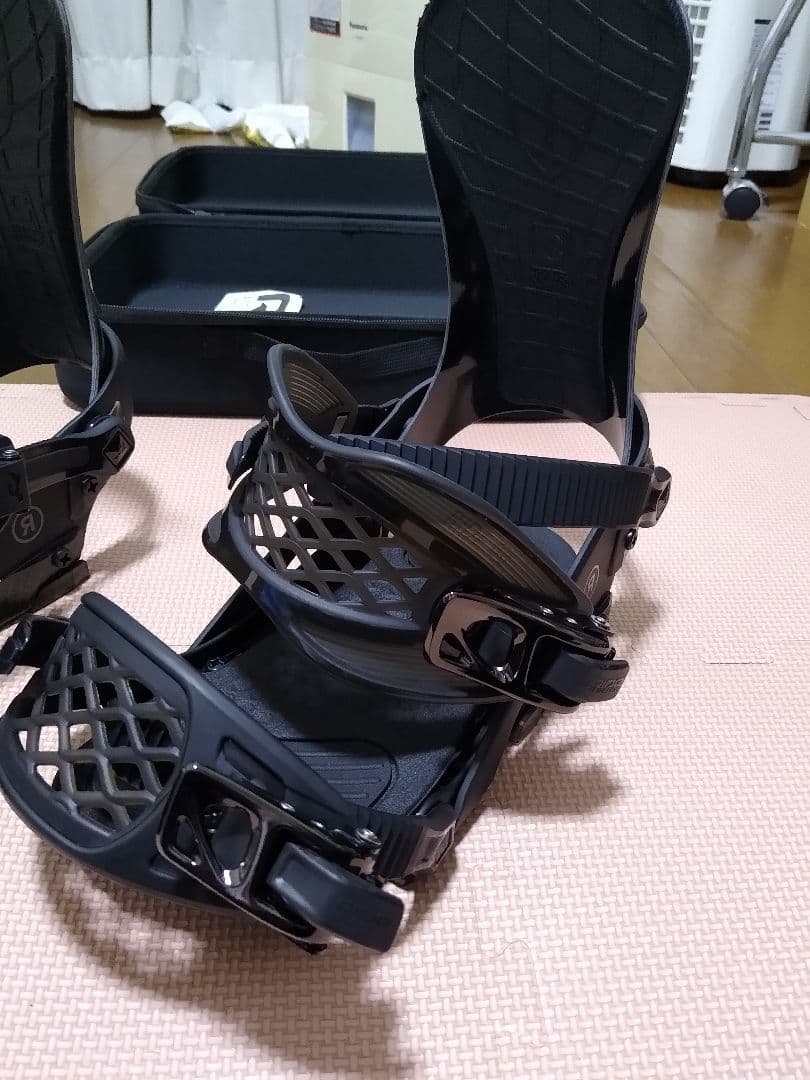 未使用 RIDE EL HEFE ライド カーボンハイバック&アルミ　ケース付
