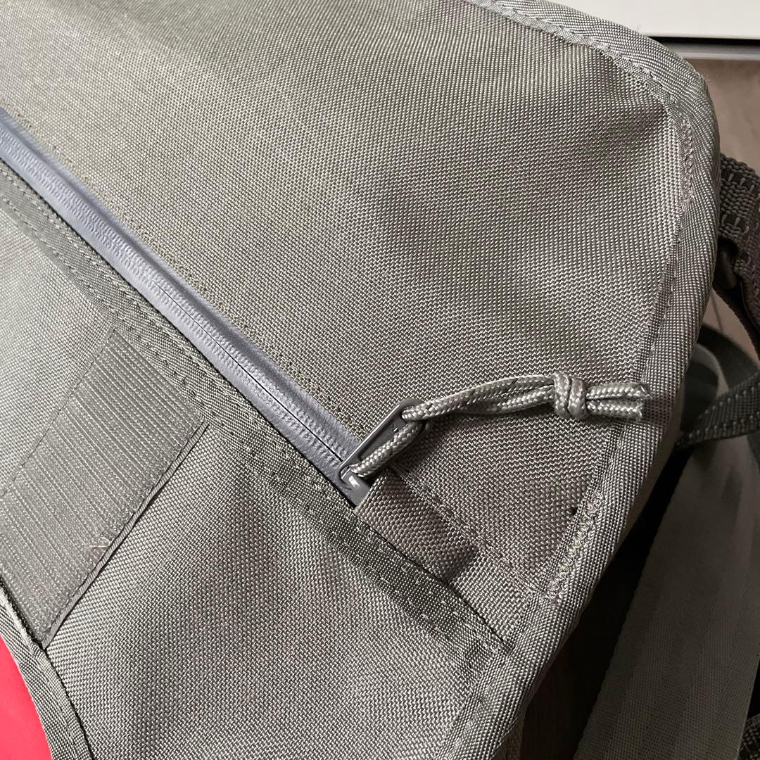 美品★ CHROME クローム　メッセンジャーバッグ