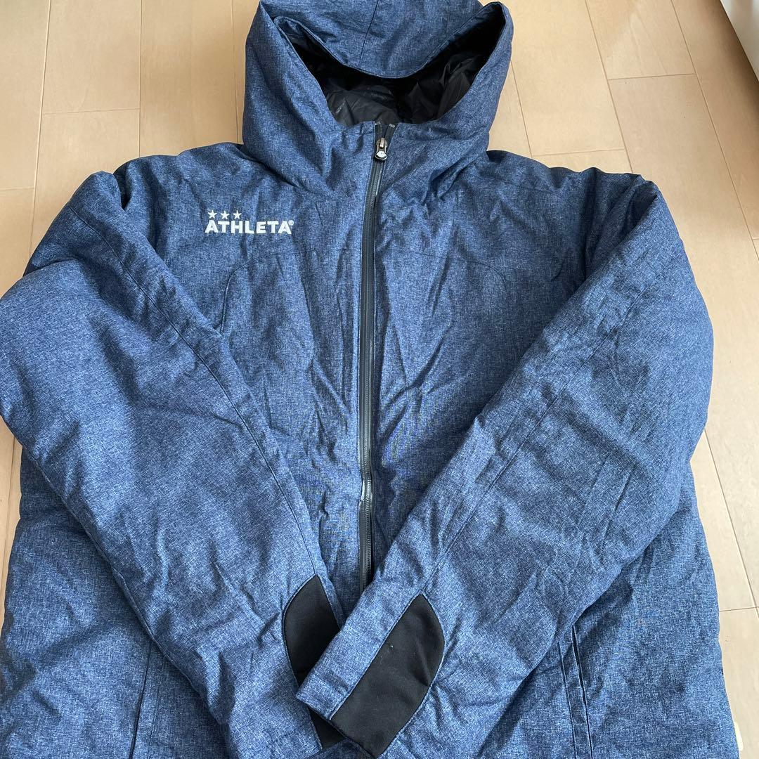 極美品　アスレタフードコート