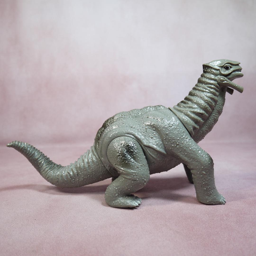 グレートモンスターシリーズ　ギガザウルス　ソフビ