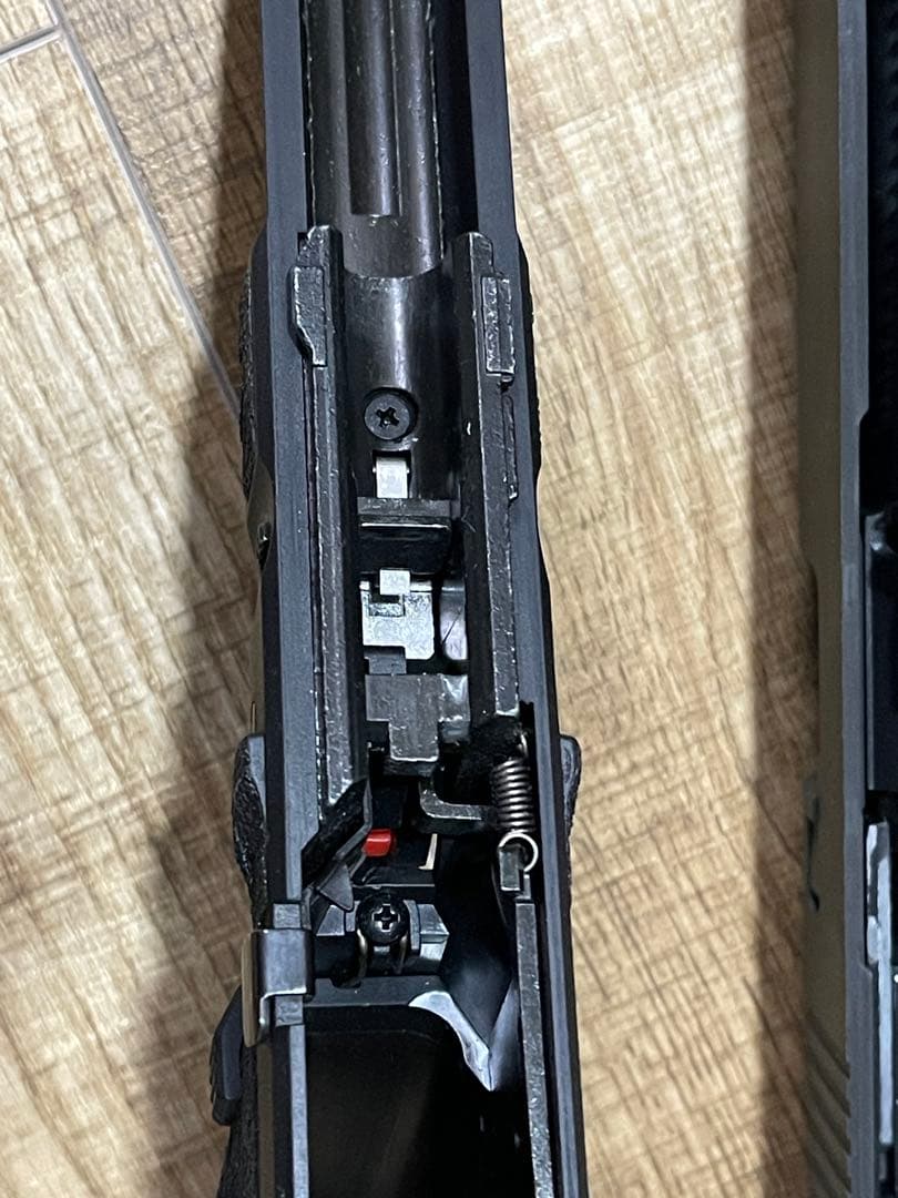 Carbon8 ストライカー9 CO2ガスブローバック