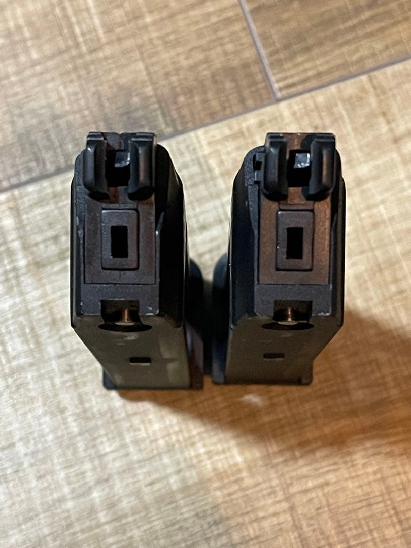 Carbon8 ストライカー9 CO2ガスブローバック