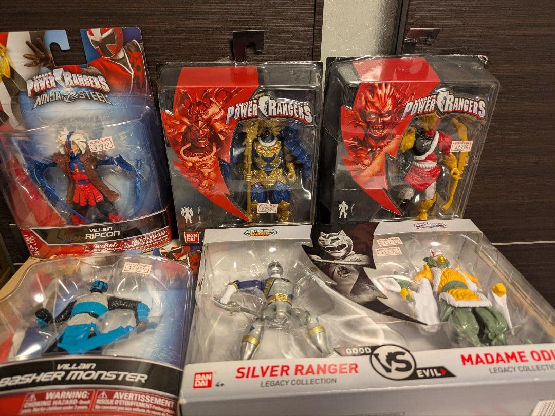 パワーレンジャー　ニンニンジャー　フィギュア　未開封　POWER RANGER