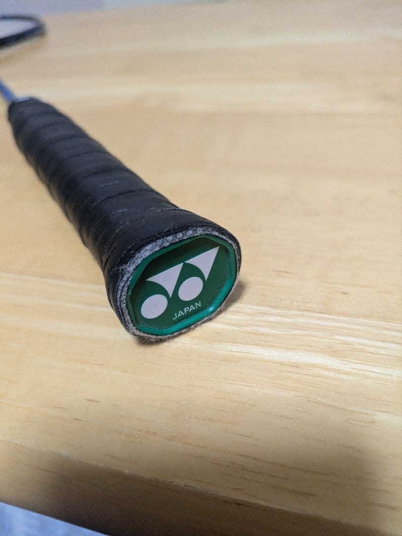 バドミントンラケット ヨネックス アストロクス77 4UG5