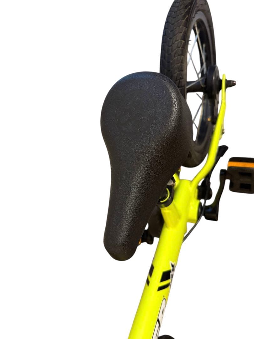 【美品】STRIDER ストライダー 14X ライムイエロー限定色 自転車