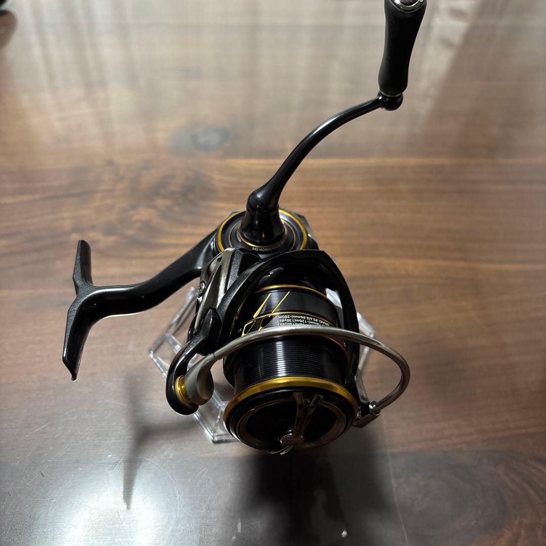 DAIWA 21CALDIA 2500S-XH リール 黒/金