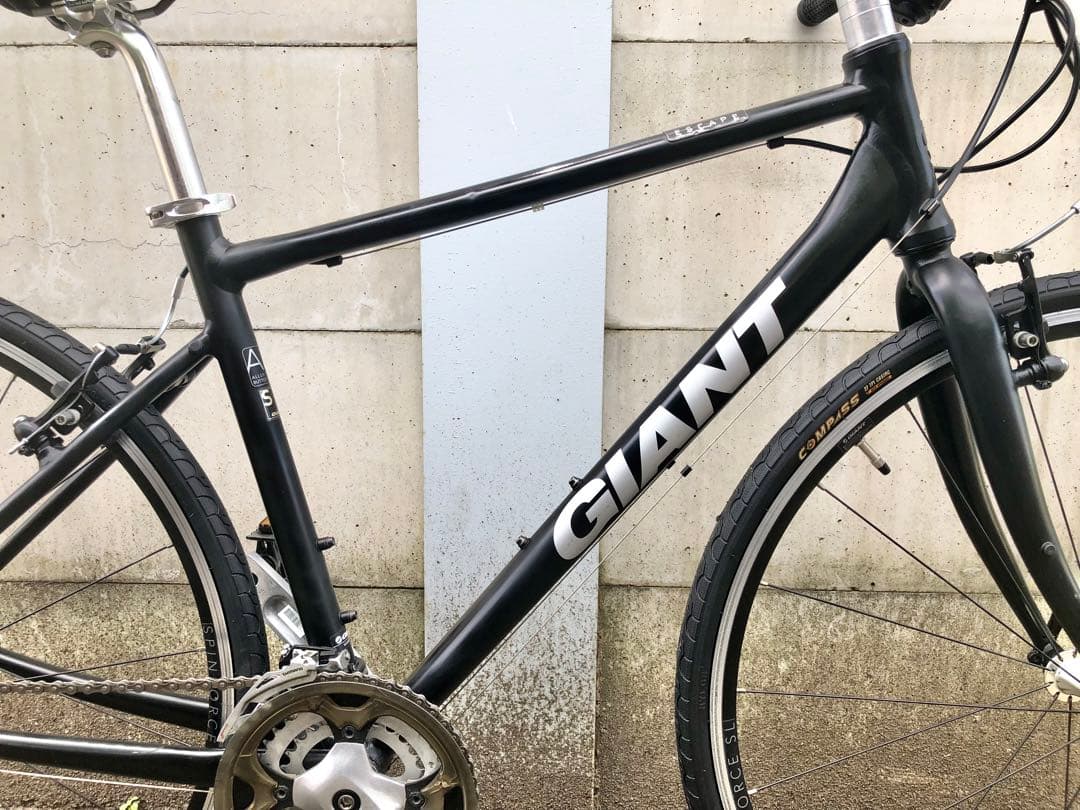 【訳有超美品】GIANT ESCAPE AIR 24速　クロスバイク　CT465