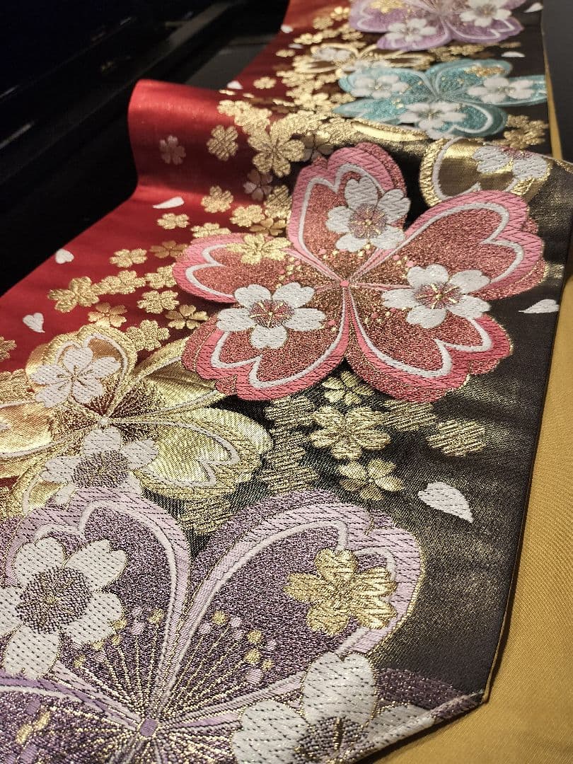 A958★逸品‼️豪華刺繍‼️ひな祭り‼️テーブルランナー2m2cm
