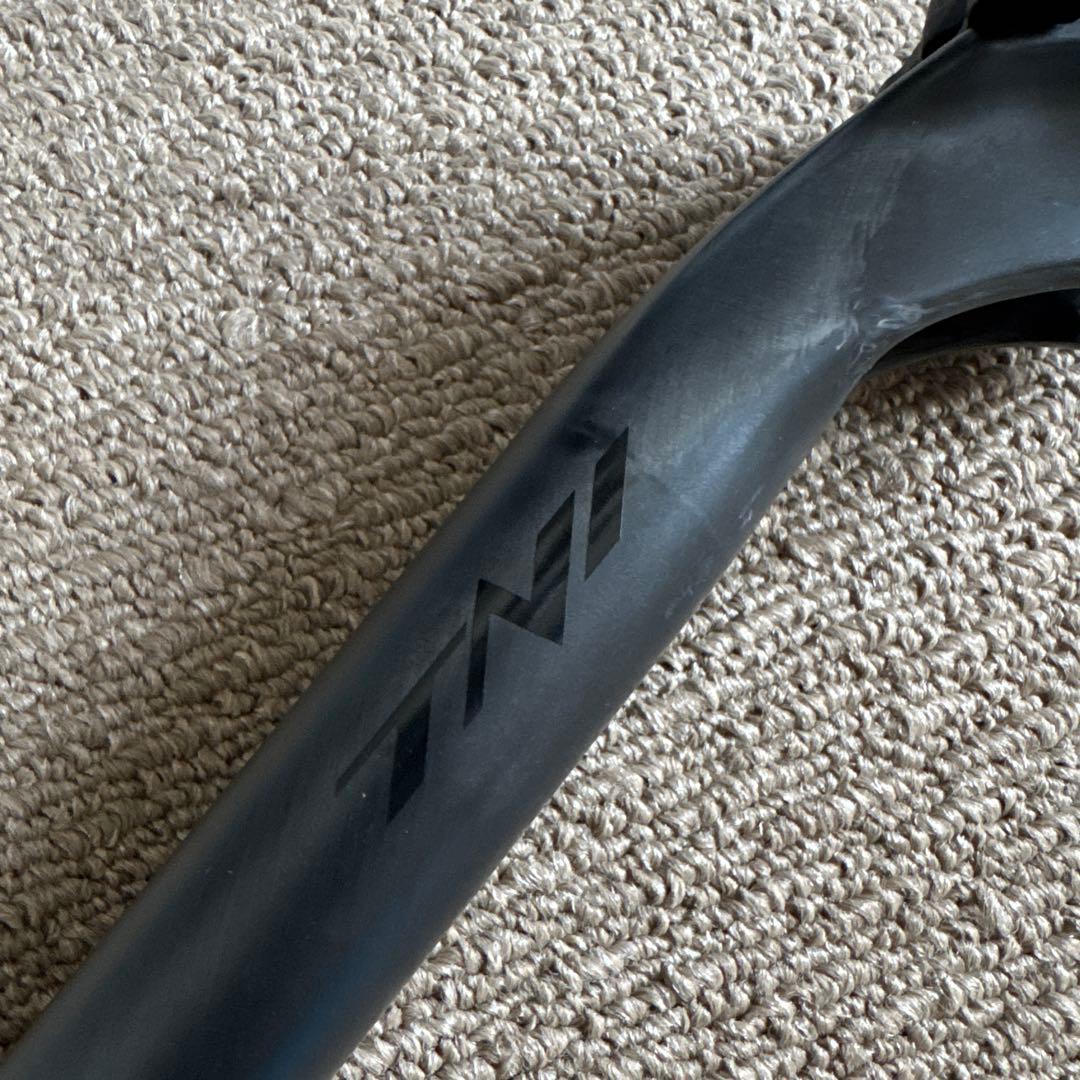 TNI シートポスト φ27.2mm 黒　LW168 300mm