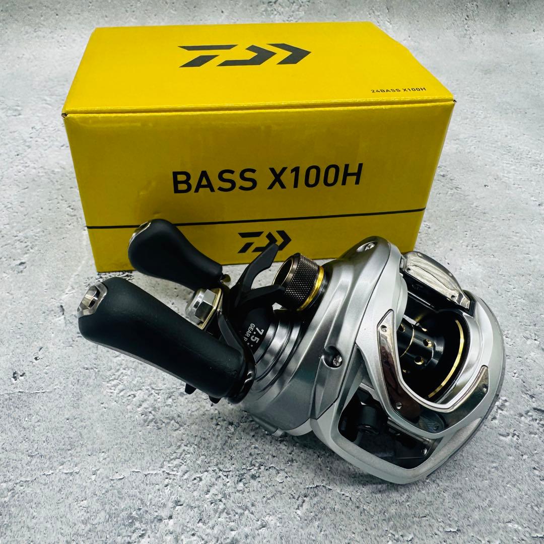 Daiwa ダイワ BASS X100H ベイトリール シルバー