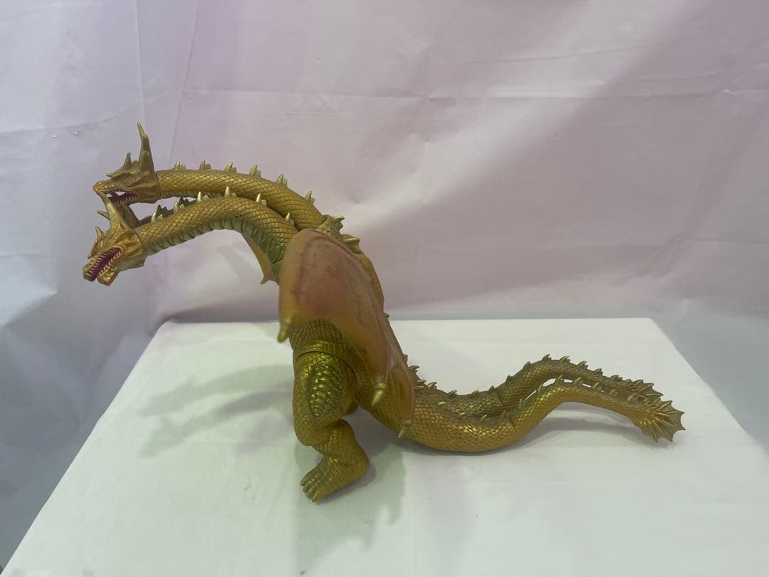 キングギドラ フィギュア ゴールド
