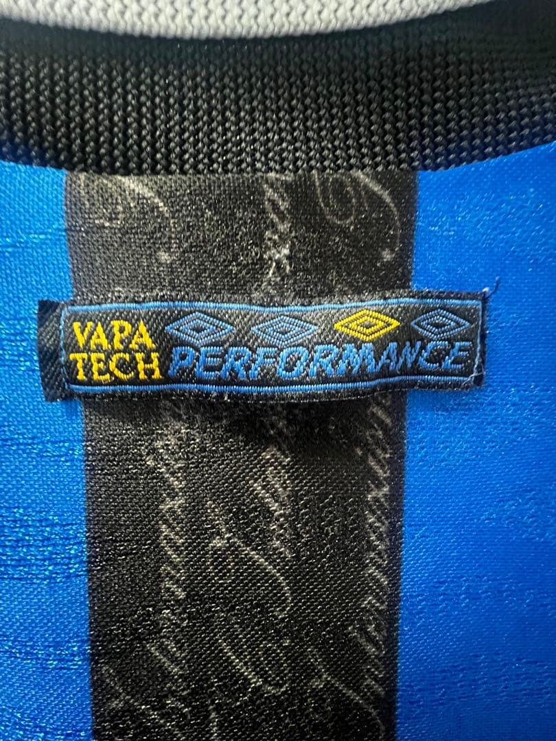希少品 インテル・ミラノ UMBRO シャツ 青・黒