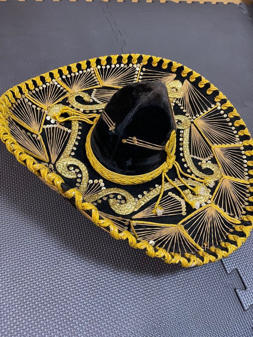 ソンブレロ メキシカンハット　ベロア　アンティーク メキシコ　刺繍入り　黒色