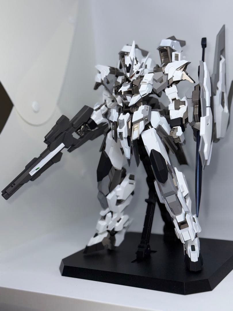 完成品　海外製　1/100 エストエイル　妖精の羽衣　MG SNAA 無限新星