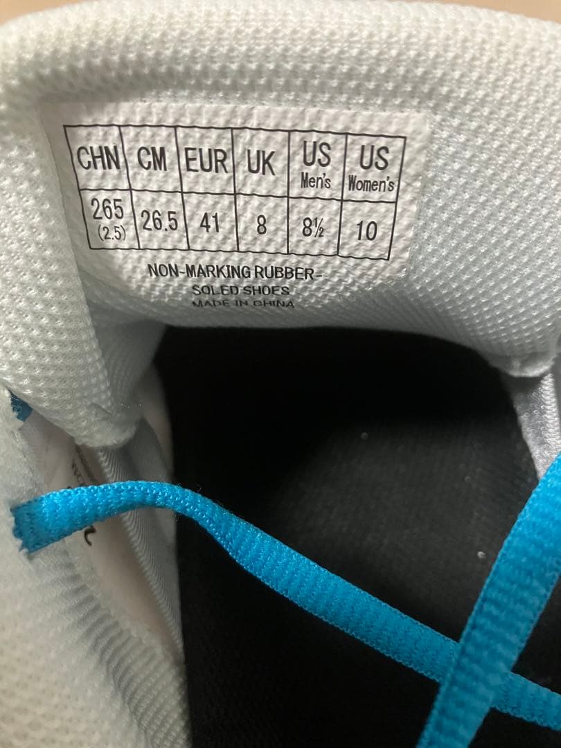 【値下済】エアラスZ 26.5cm YONEX バドミントン　シューズ