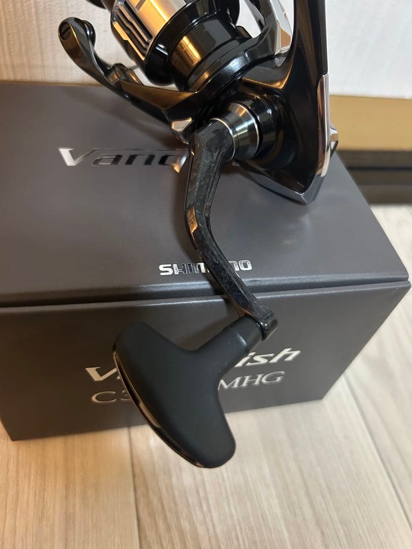 シマノ 23ヴァンキッシュ c3000mhg 当たり個体 美品