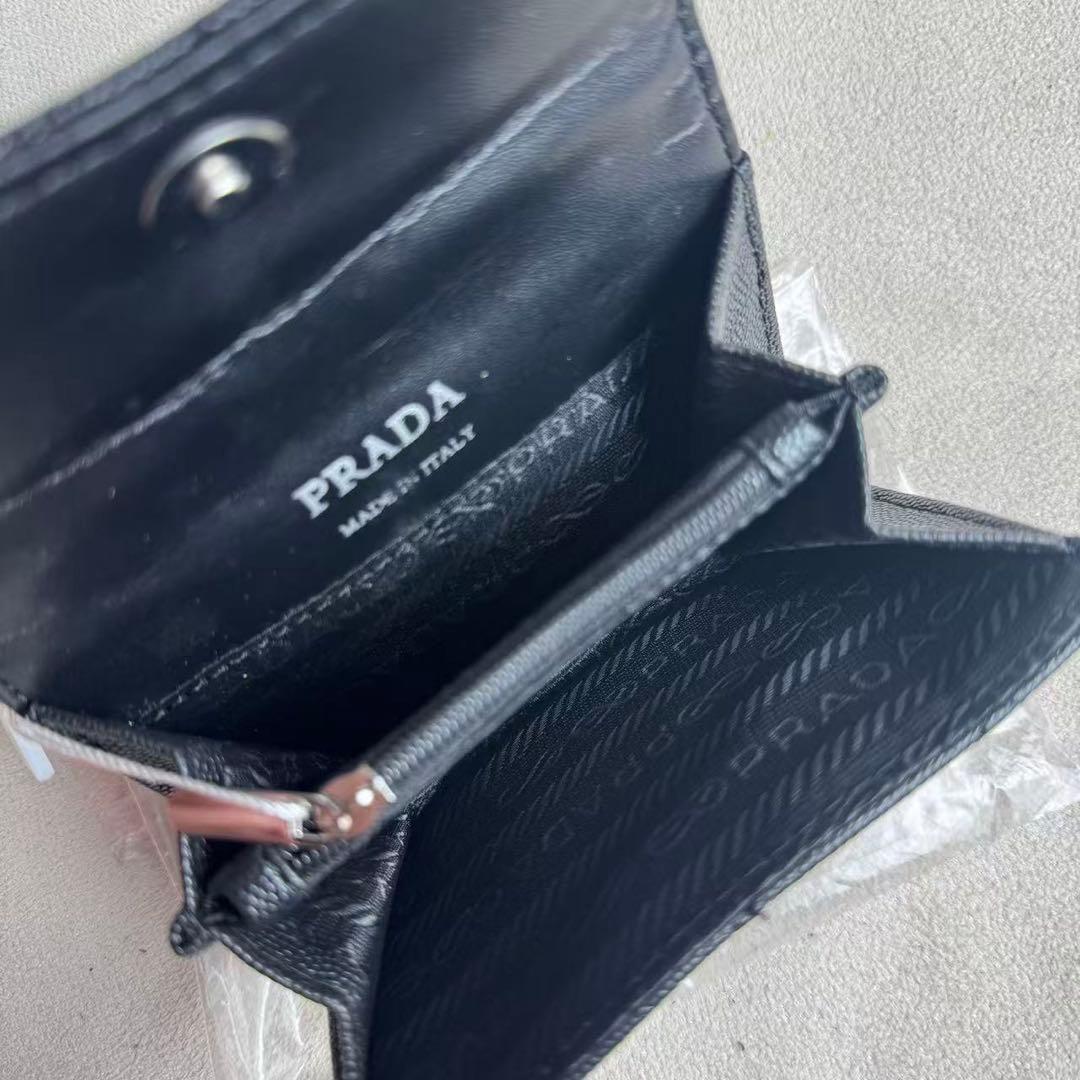 PRADA ブラック レザー ノベルティケース