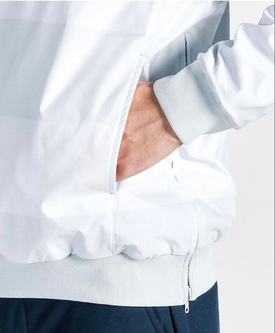 マンシングウエア　MUNSINGWEAR リバーシブルプルオーバーアウターL