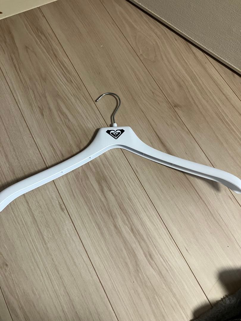 ROXY（ロキシー）バックジップフルスーツ　2ミリ　Lサイズ　ハンガー付き