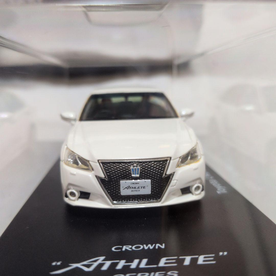LA-X 1/43 クラウン ハイブリッド アスリートS
