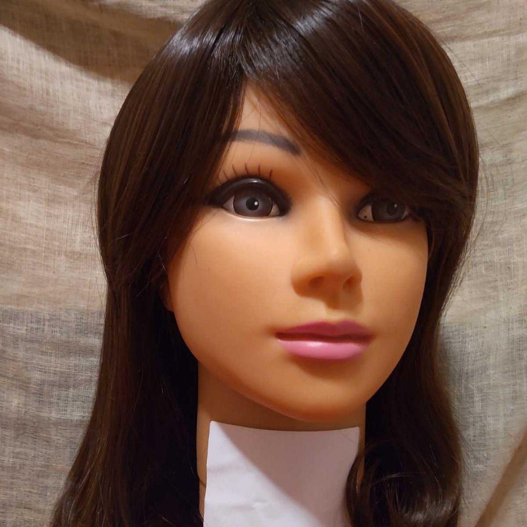 女性マネキン付き　ヘッド　+新品 ミディアムウィッグ付きレディードール人形