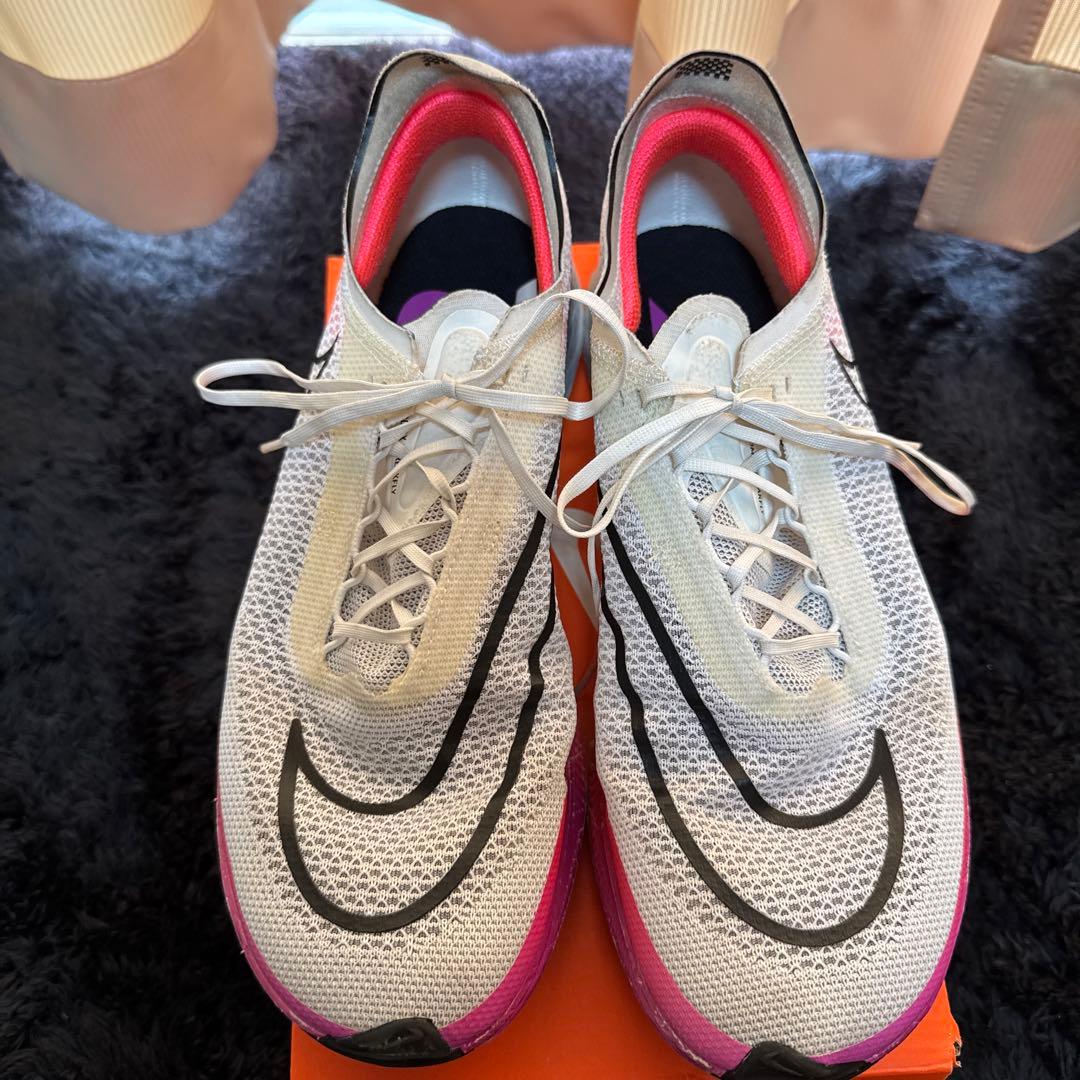 NIKEストリークフライ　27.5cm