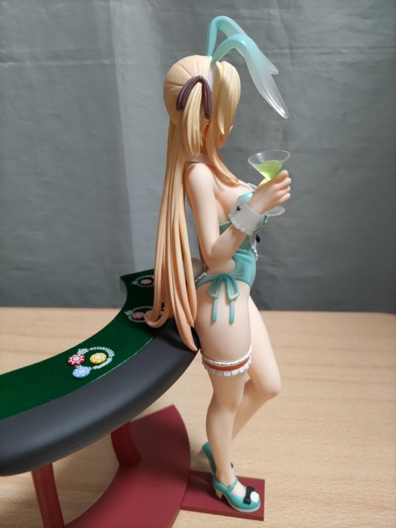 【中古品/限定特典付】聖剣学院の魔剣使い レギーナ 緋色のバニーフィギュア