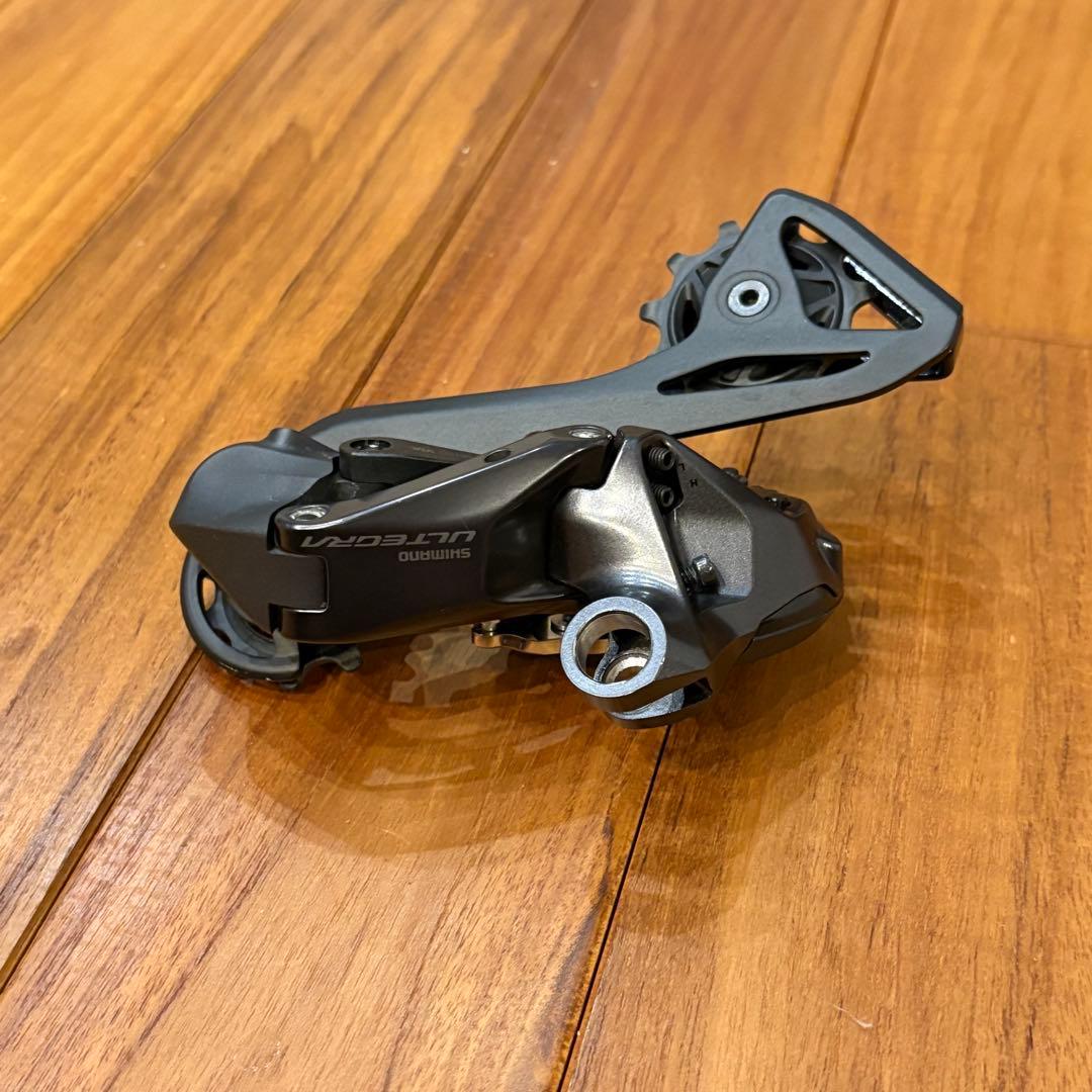 シマノ Ultegra Di2 RD-R8150 リアディレイラー12s