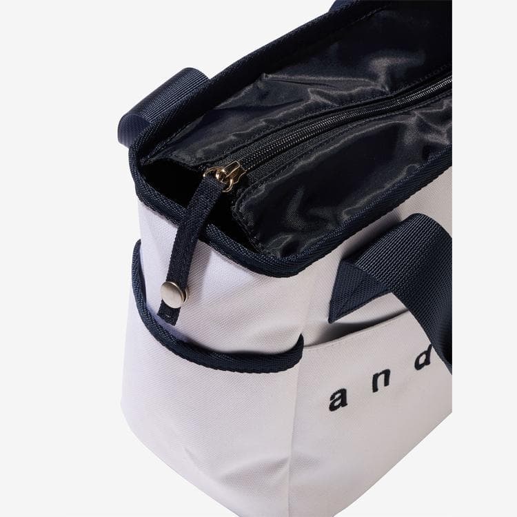 新品 and per se アンパスィ カートバッグ ラウンドバッグ ホワイト
