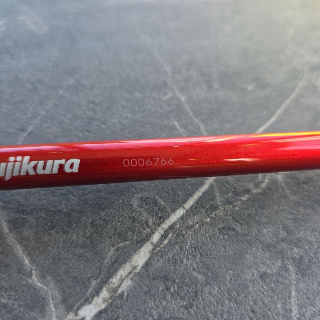 テーラーメイド　ベンタスTR レッド5s VELOCORE