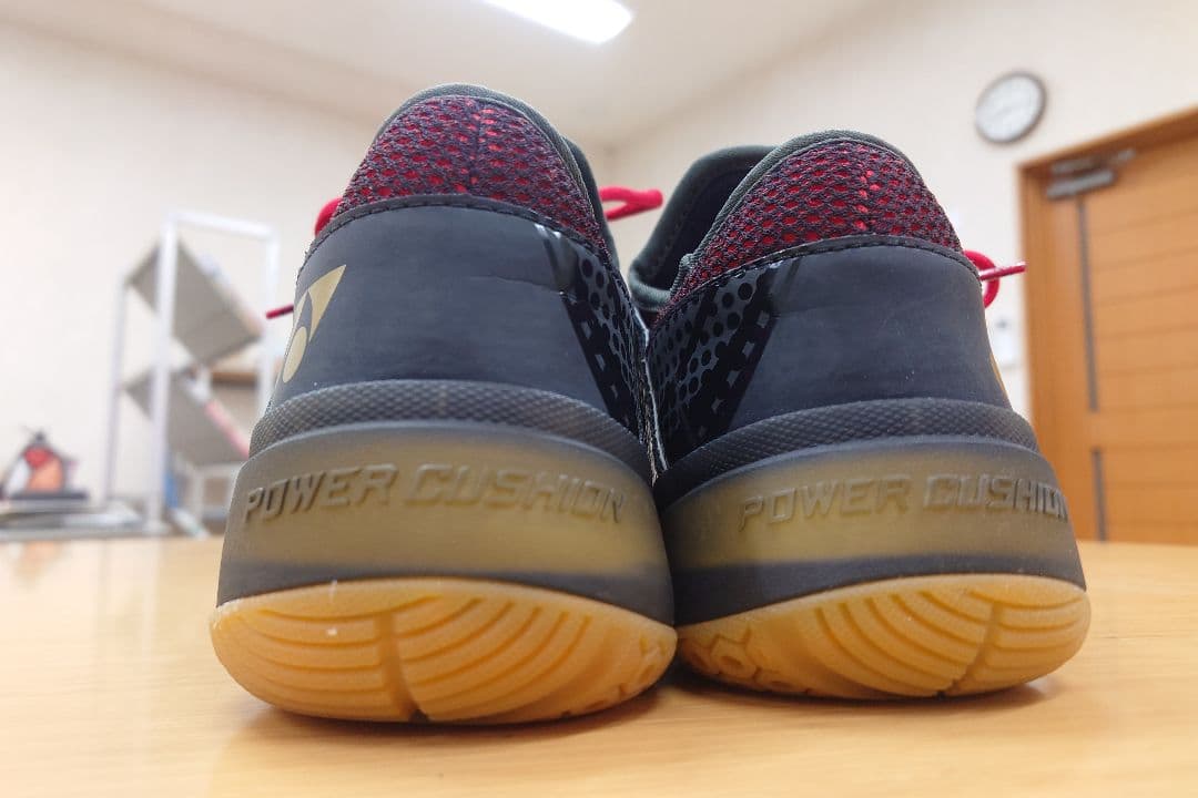 着用1回☆YONEX コンフォートZ2 バドミントンシューズ 26cm 黒