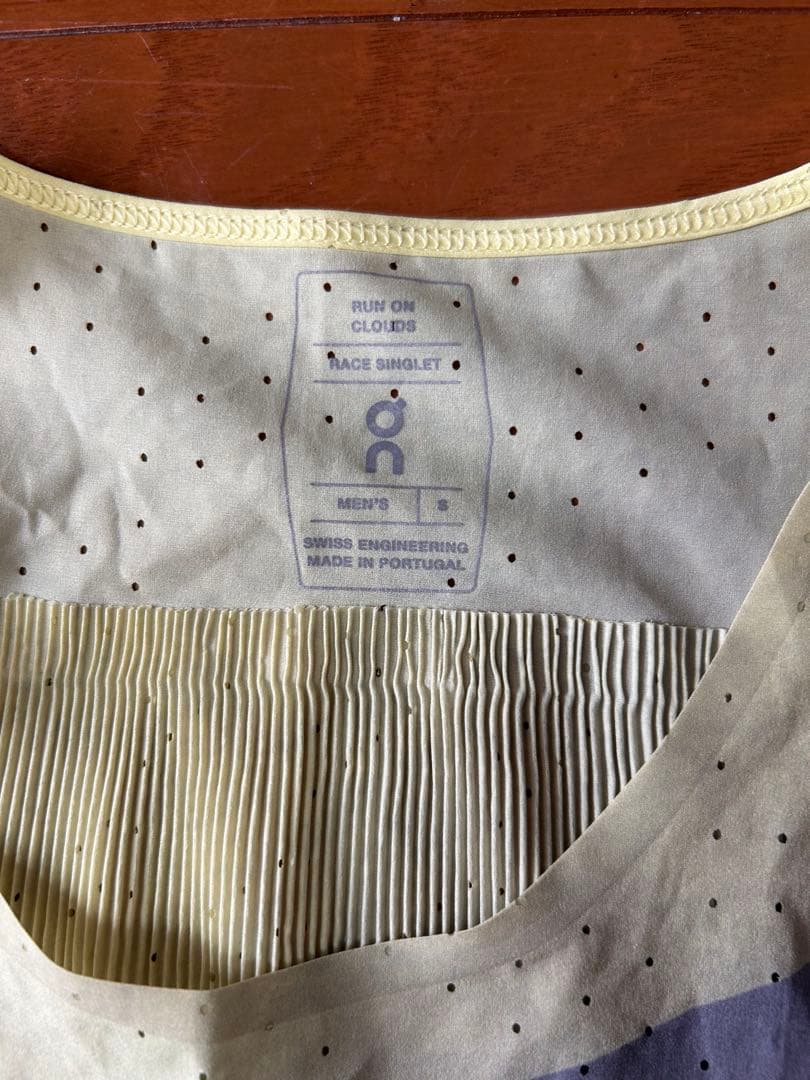 陸上用シャツ On race singlet S