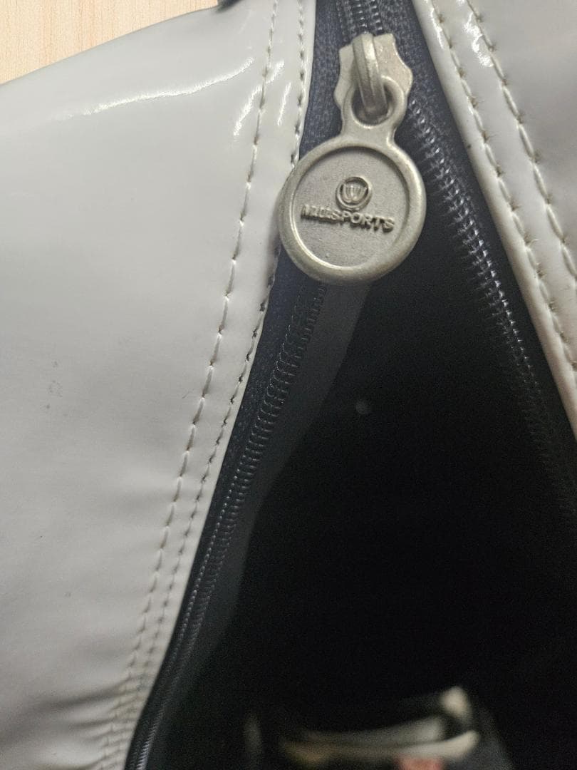 送料無料/超美品　M-U SPORTSエナメル高級 キャディバッグ ホワイト