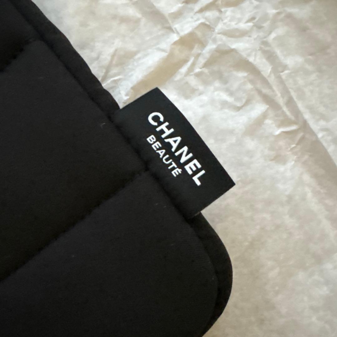 シャネル パソコンケース ノベルティ 新品　CHANELビューティー　pcケース