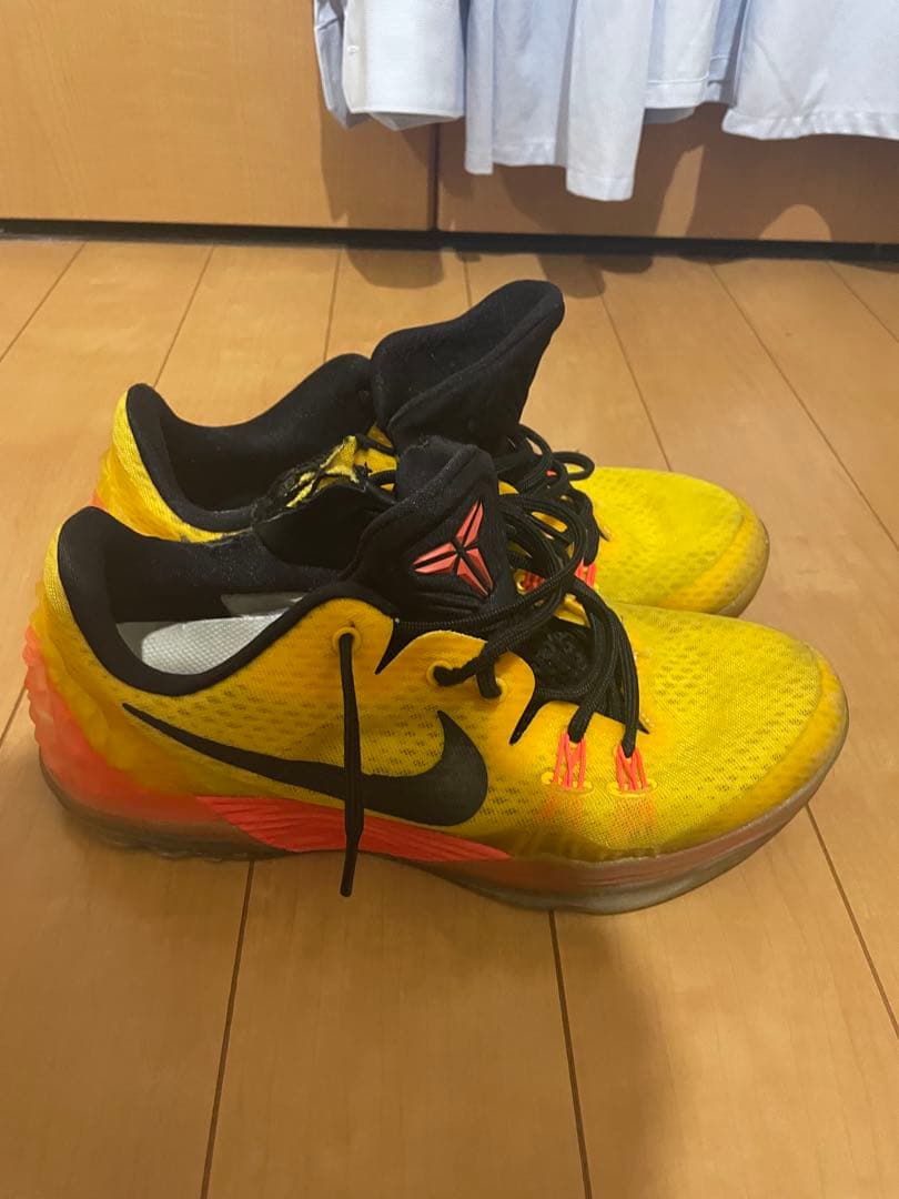 Nike Kobe シューズ イエロー/オレンジ