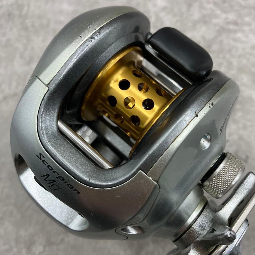 希少 日本製 SHIMANO スコーピオン Mg 1001 左 リール シマノ