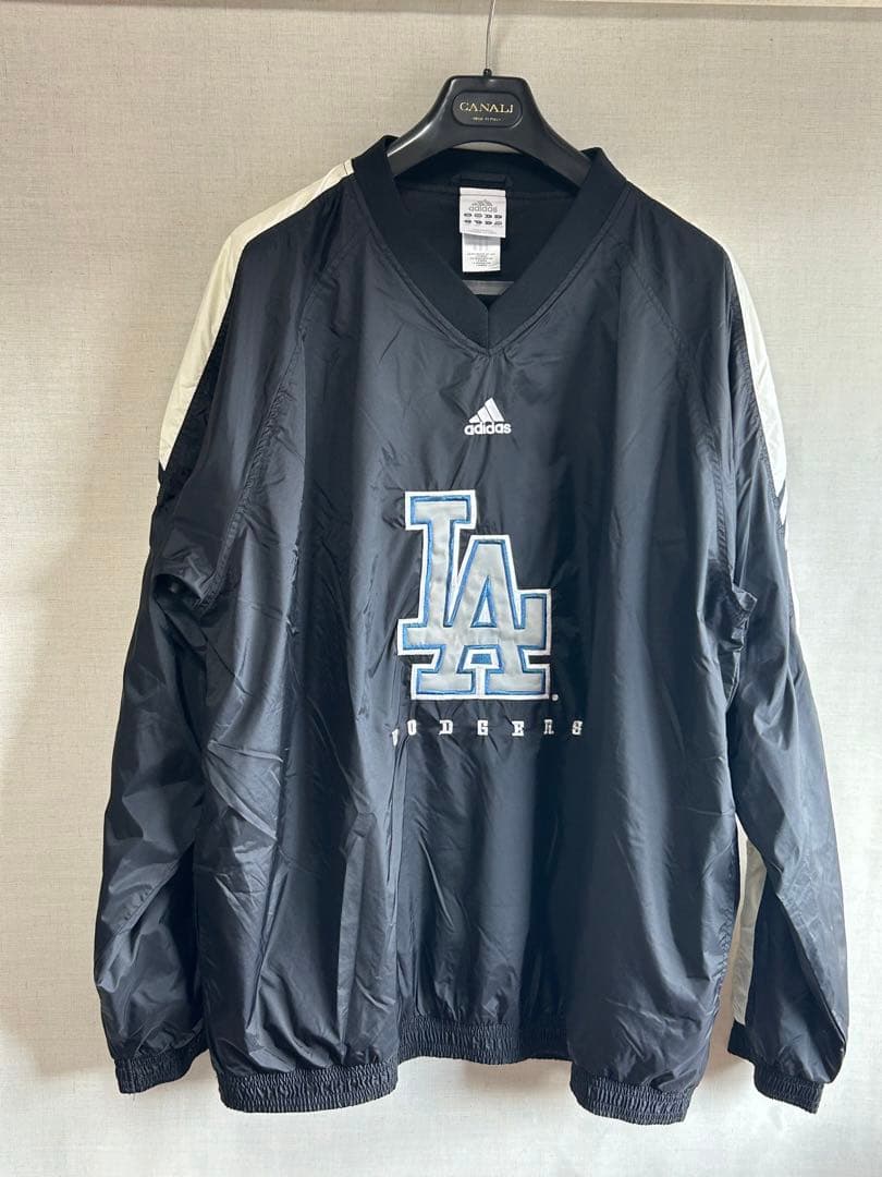 【試着のみ】ドジャース×adidas ナイロンプルオーバー　ウィンドブレーカー