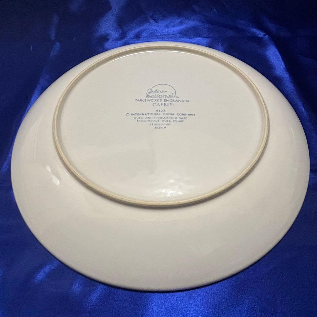 【匿名配送】CAPRI カプリ　皿　3枚セット　直径：約27.5cm　イギリス製