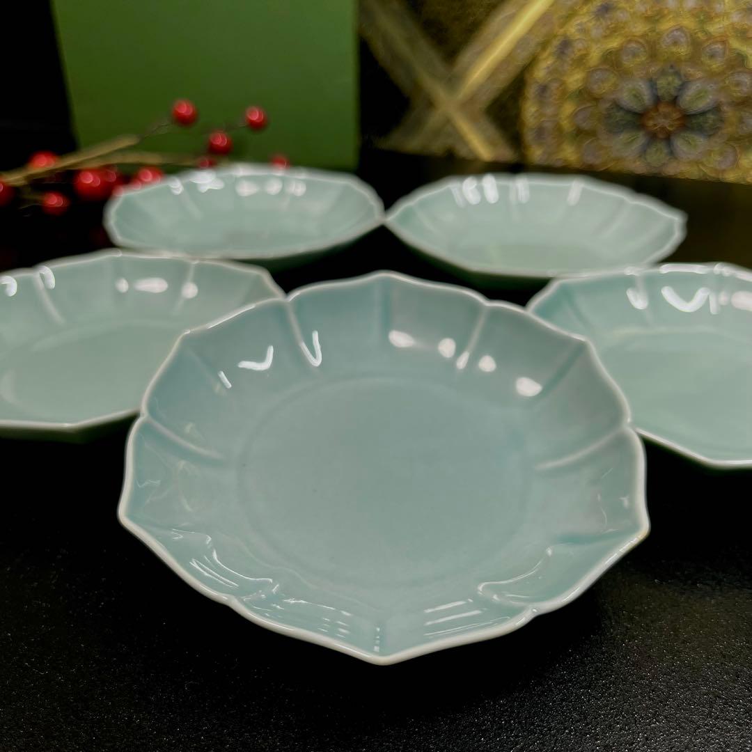 【未使用美品】 深川製磁 青磁 稜花 小皿 セット 小付 醤油皿 酒肴 箱入り