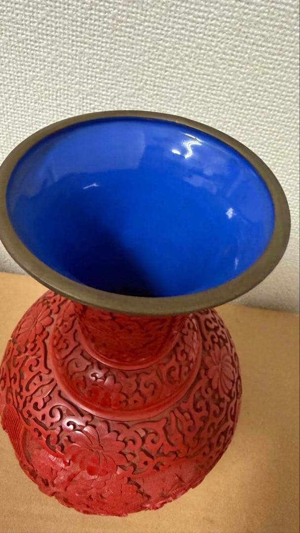 花器　中国　中国工芸品　紫禁城　堆朱　花瓶　東洋風　シノワズリ　漆器　東洋骨董