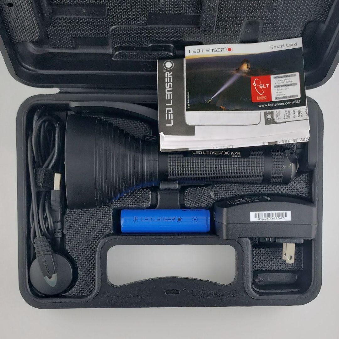 LED LENSER X7R 充電式ライト 懐中電灯 レッドレンザー