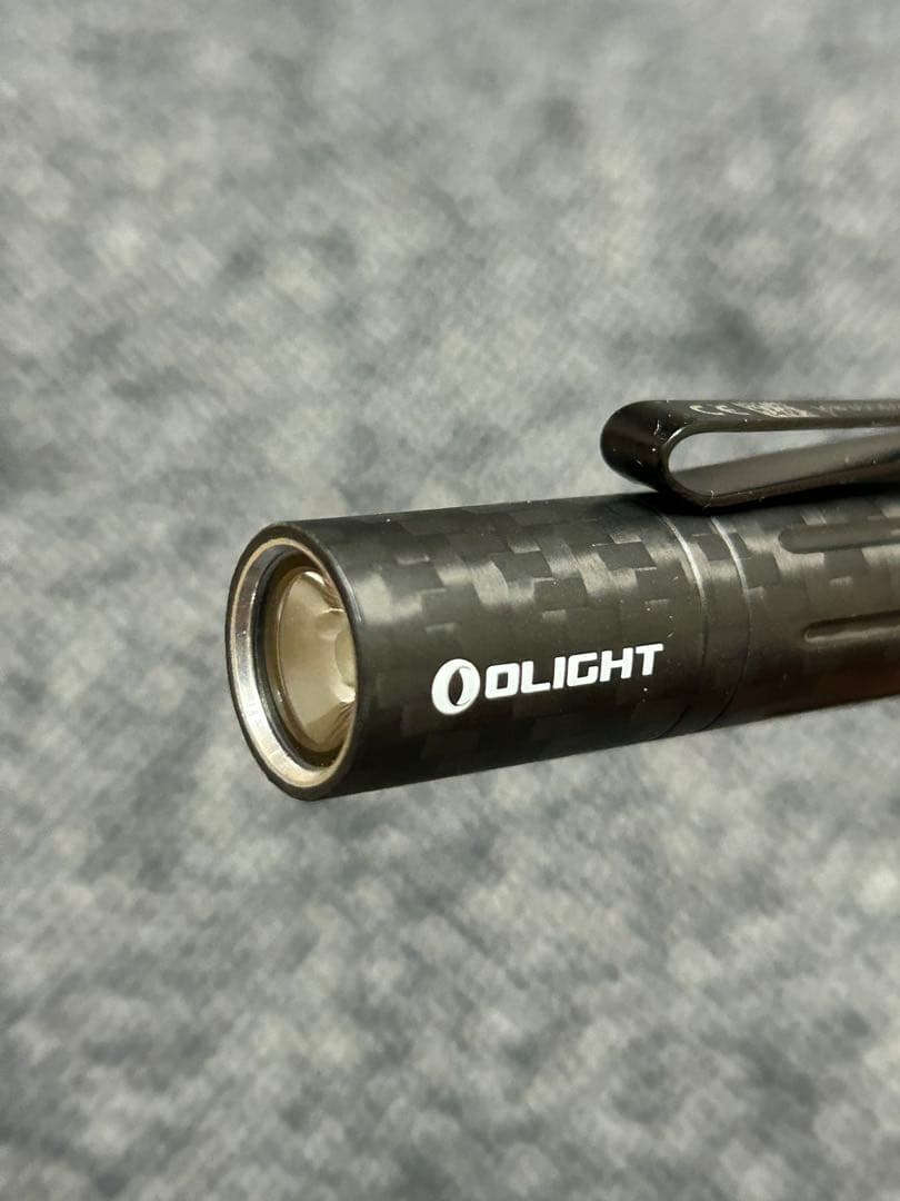 OLIGHT (オーライト) i3T EOS : カーボンファイバー