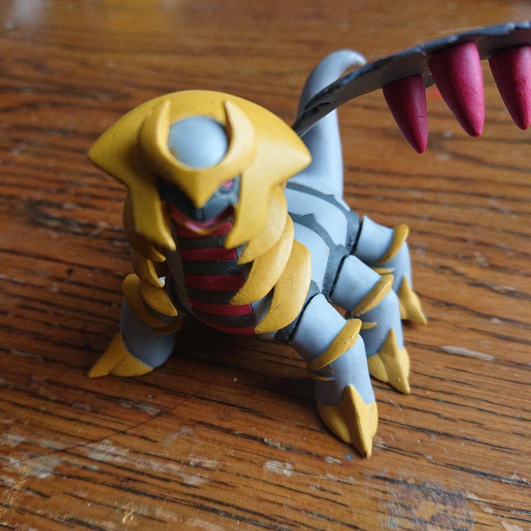 立体ポケモン図鑑 ギラティナ 2体セット