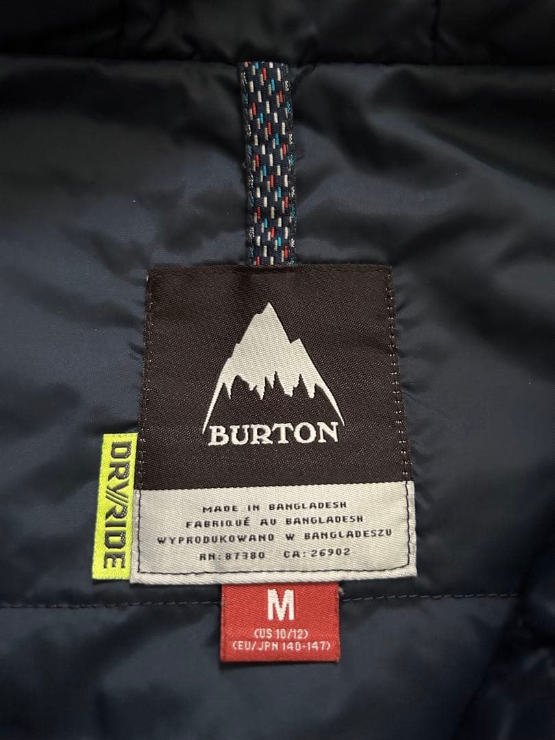 BURTON スノーボードジャケット上下セットMサイズ（140ー147）