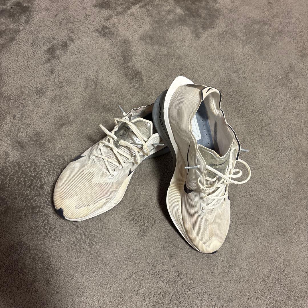 NIKE ヴェイパーフライ 4