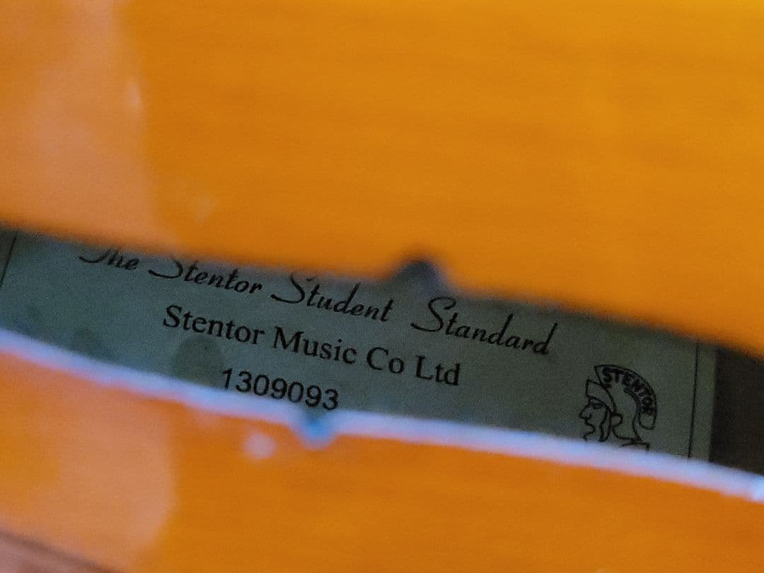Stentor Student Standard 4/4 バイオリン ケース付き